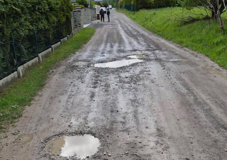 Zrzutka mieszkańców nic nie zmieni. Remont niezasadny, na budowę nowego układu nie ma kasy - foto
