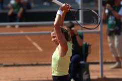 Ona jest niesamowita i wciąż gra jak z nut. Maja Chwalińska w ćwierćfinale Rolanda Garrosa!