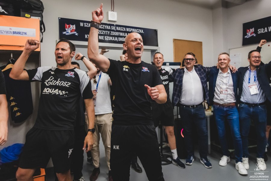 Finał grają u siebie, gdzie nie przegrali od siedmiu miesięcy. Mecz sezonu już w sobotę - foto