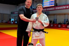 Srebrny debiut w wyższej kategorii wagowej. Jakub Kurowski wicemistrzem Polski - foto