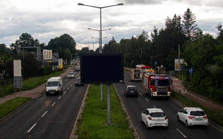 Reanimacja w autobusie MZK. Wzorowa postawa kierowcy i świadków uratowała życie seniora - foto