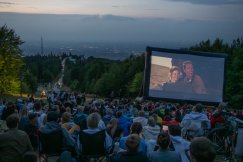 Kino plenerowe wraca na Szyndzielnię. Poznaliśmy terminy dwóch letnich, filmowych wieczorów