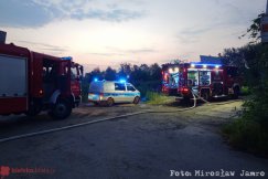 Spłonęły kontenery budowlane. Złodzieje okradli maszyny, a potem podłożyli ogień? - foto
