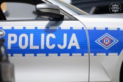 Pijany i z zakazem zatrzymany po pościgu. Najpierw uciekał autem, potem próbował zbiec pieszo