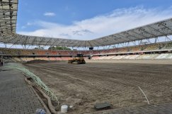 Rolki z nową nawierzchnią przyjadą z plantacji na Węgrzech. „To wielka operacja logistyczna” - foto