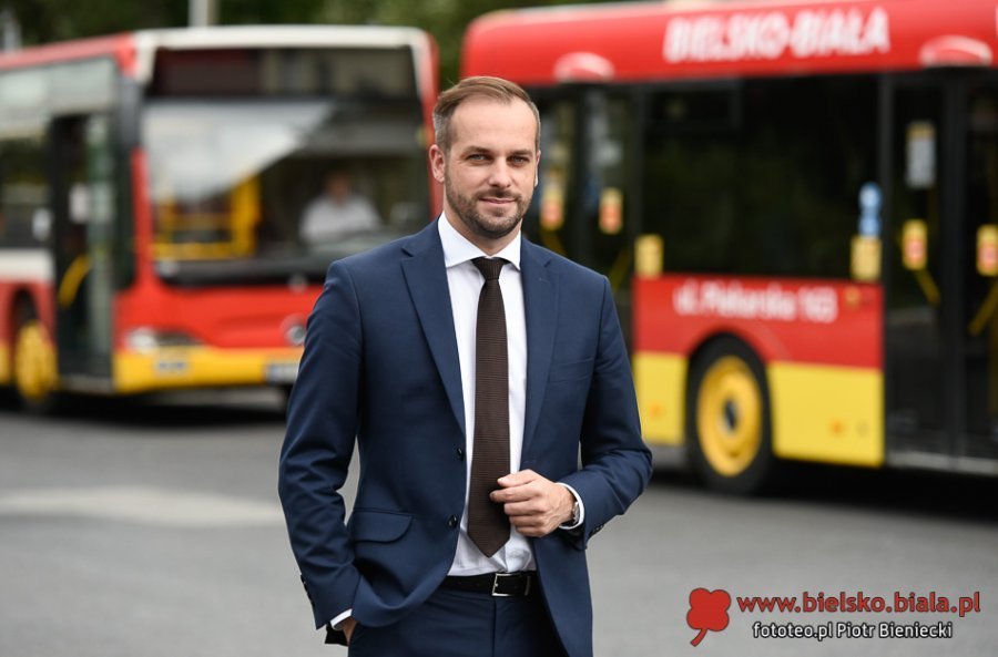 MZK opublikuje nagranie z autobusu? Mocne stanowisko w obliczu fali hejtu podsycanego przez polityków