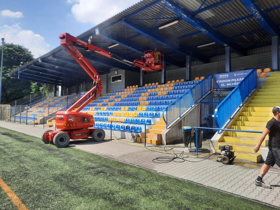 Najstarszy stadion w Polsce przechodzi lifting. Po wakacjach będzie świętował piękny jubileusz - foto