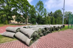 Nawierzchnia rozebrana, ruszyły prace na zapleczu. Remont kompleksu idzie zgodnie z planem - foto