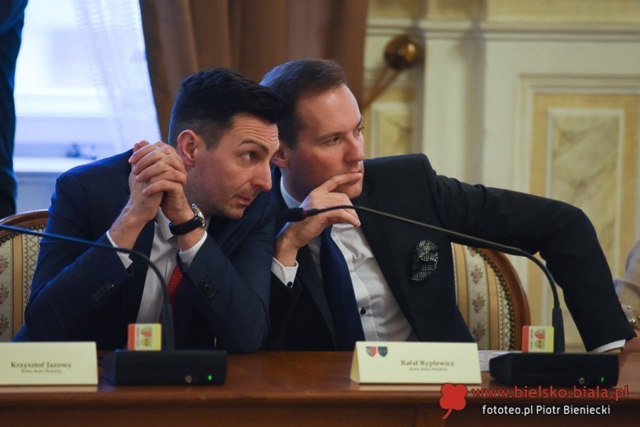 Kolejne zaskakujące korelacje w radach nadzorczych. O posadzie dowiedział się „pocztą pantoflową”