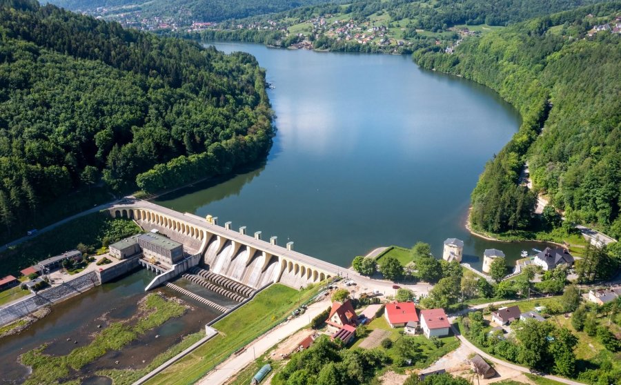 Okres przywołania na rynku mocy z powodu upałów. Dziś dojdzie do zrzutu wody na Sole - foto