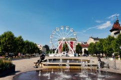 Zobacz, jak wygląda przejażdżka Diabelskim Młynem! Po zmroku robi jeszcze większe wrażenie WIDEO