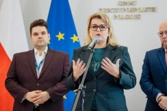Afera wokół Dawida Kacprzyka. Znani politycy z Bielska-Białej nie czują się jego promotorami