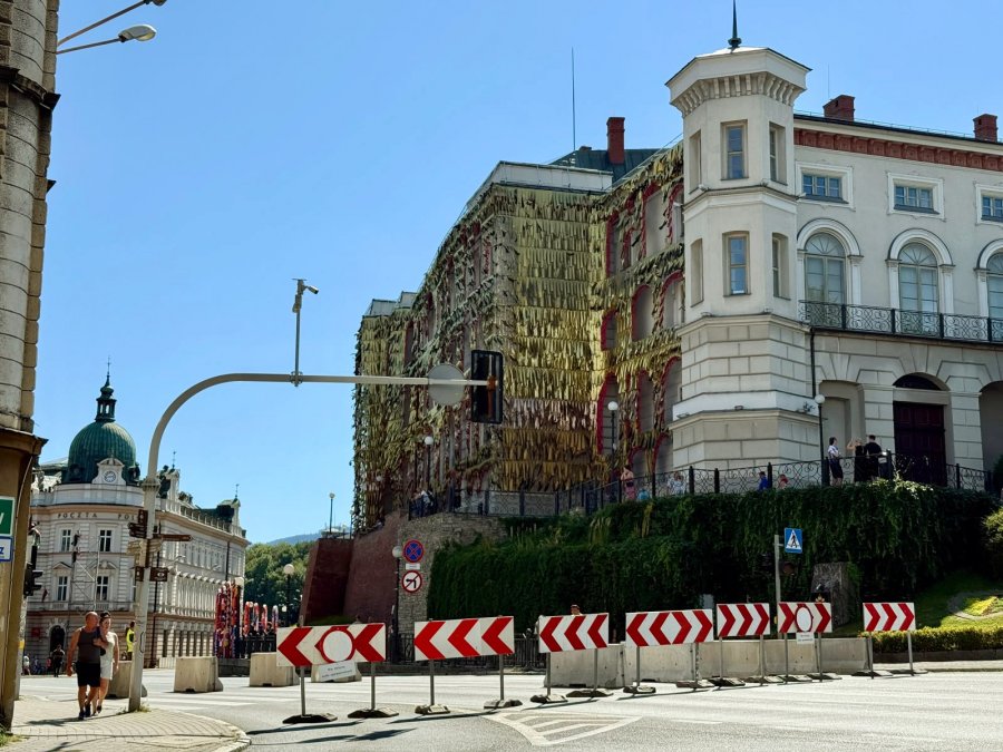Dwie główne ulice Bielska-Białej pozostaną zamknięte. Utrudnienia potrwają do końca sierpnia MAPA
