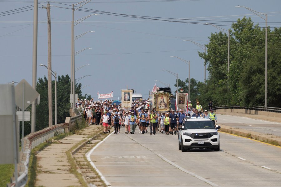 Proboszcz z Bielska-Białej poprowadził pielgrzymkę w USA. List do pątników skierował prezydent - foto