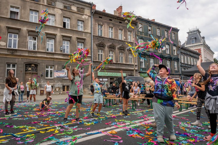 Wczoraj atrakcji nie brakowało, dziś czeka festiwal kreatywności. A wieczorem koncert w oknie - foto