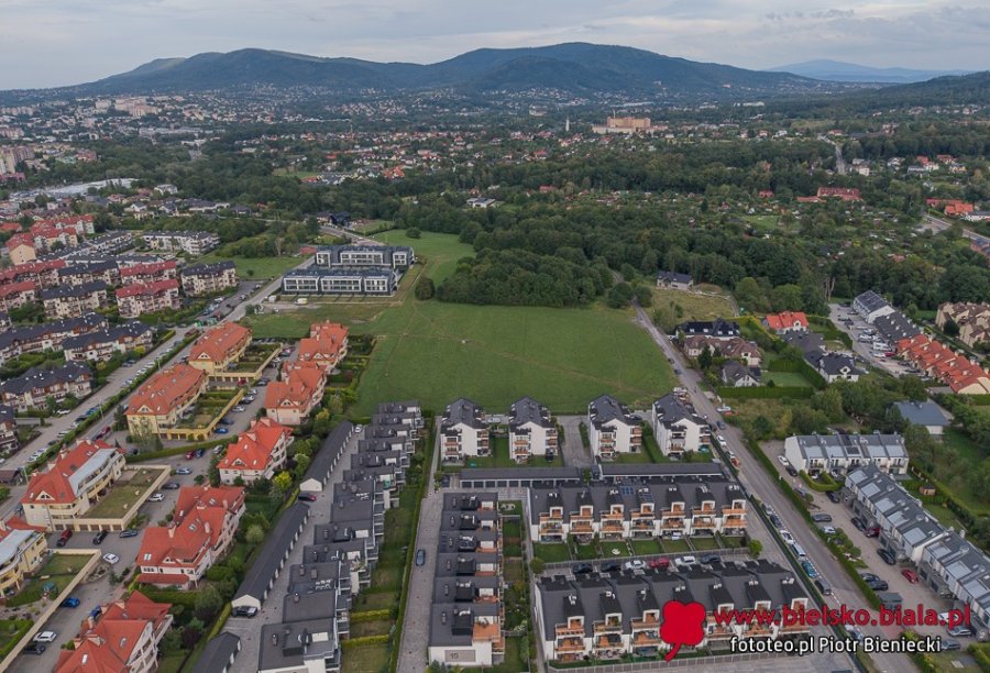 Hipokryzja na Czterech Porach Roku? „Ja nie protestowałem jak oni kupowali mieszkania na łąkach” - foto