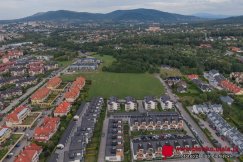 Hipokryzja na Czterech Porach Roku? „Ja nie protestowałem jak oni kupowali mieszkania na łąkach” - foto