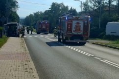 Uszkodzenie gazociągu przy DK52. Droga przez ponad godzinę była zablokowana - foto
