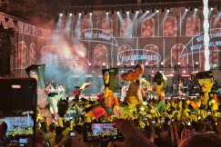 Spektakularna scenografia i wielki sukces plenerowej Carmen. Takiego widowiska miasto nie widziało