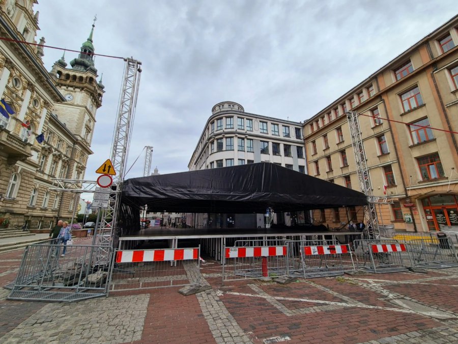 Zaczarowany ogród, ludowe brzmienia i rockowa legenda. To będzie sobota pełna wrażeń - foto