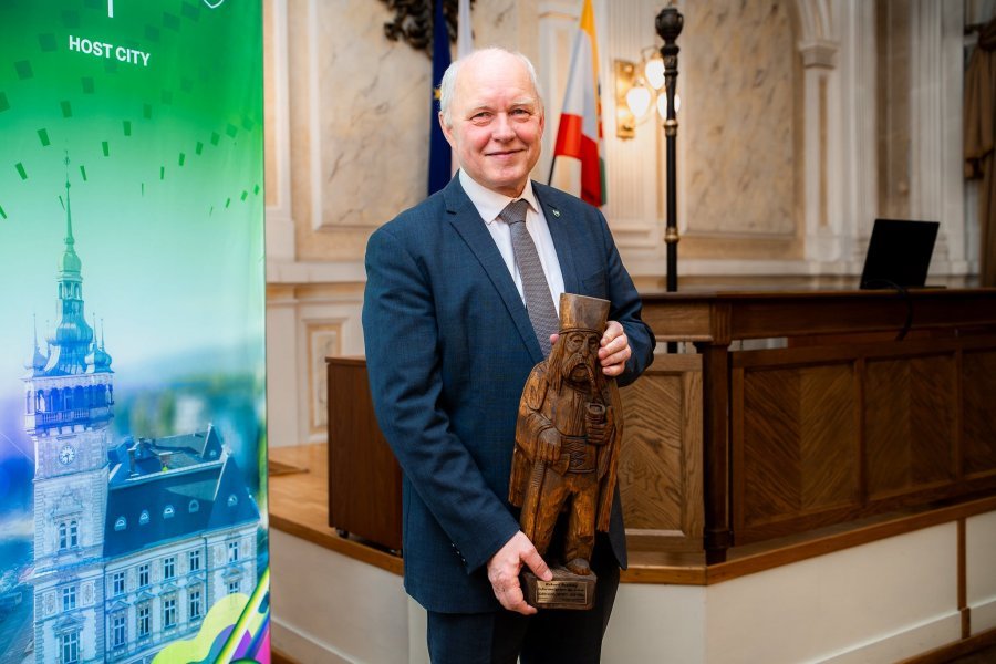 Sukcesja w bielskiej spółce. Syn zastępuje ojca po czterech dekadach prezesury