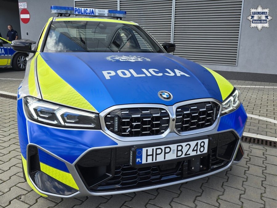 Bielska drogówka dostała nowe BMW. Pod maską potężny silnik i zaawansowane systemy - foto