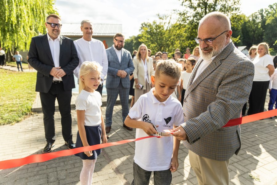 Prezydent spełnił obietnicę. Nową atrakcję otwarto przy okazji inauguracji roku szkolnego - foto