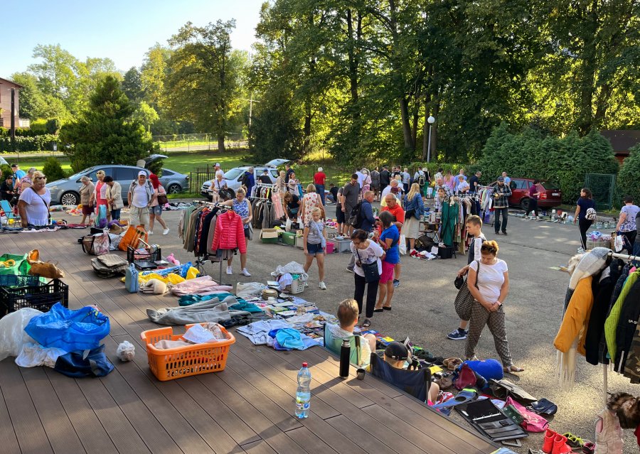 Po wakacyjnej przerwie powraca garażowa wyprzedaż. Znaleźć można tu prawdziwe perełki - foto