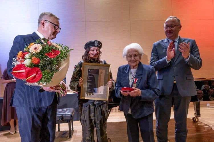 Pamięć o bohaterach to jej życiowa misja. Zofia Lamers z Nagrodą Świadka Historii - foto