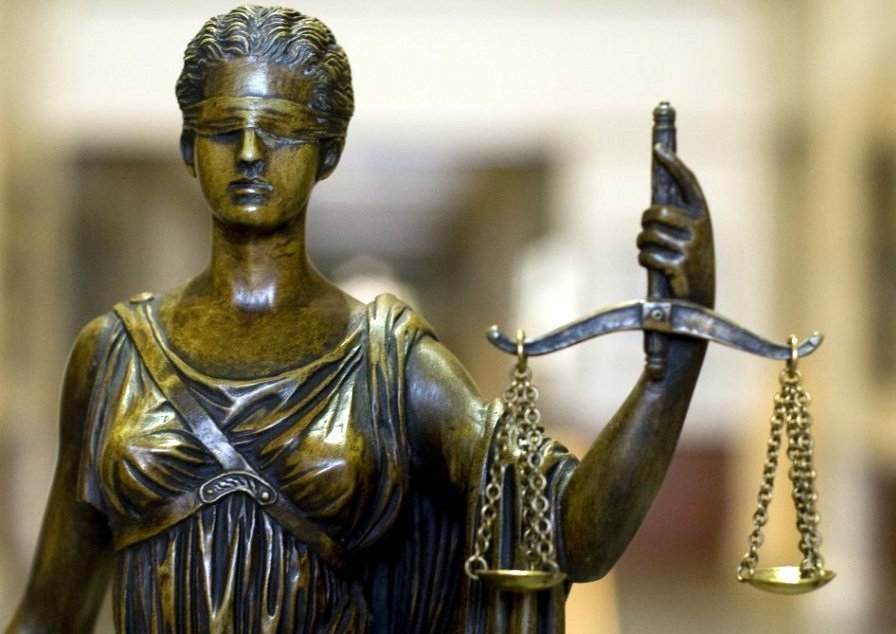 Wywiózł partnerkę do lasu, bił i zgwałcił. Sąd Okręgowy w Bielsku-Białej obniżył mu karę więzienia