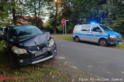 Samochodowe domino na Górskiej. Wycieki płynów z rozbitych aut zneutralizowali strażacy - foto