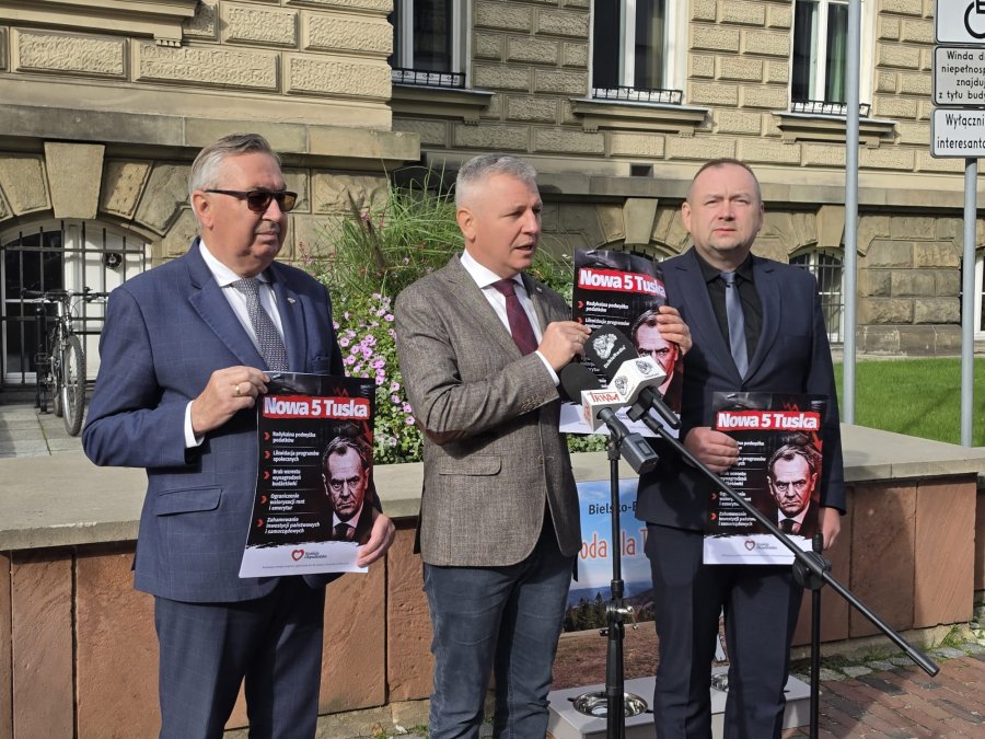 Ostrzegali przed szybko rosnącym zadłużeniem. „Nowa piątka Tuska to nie hasło z billboardu” - foto