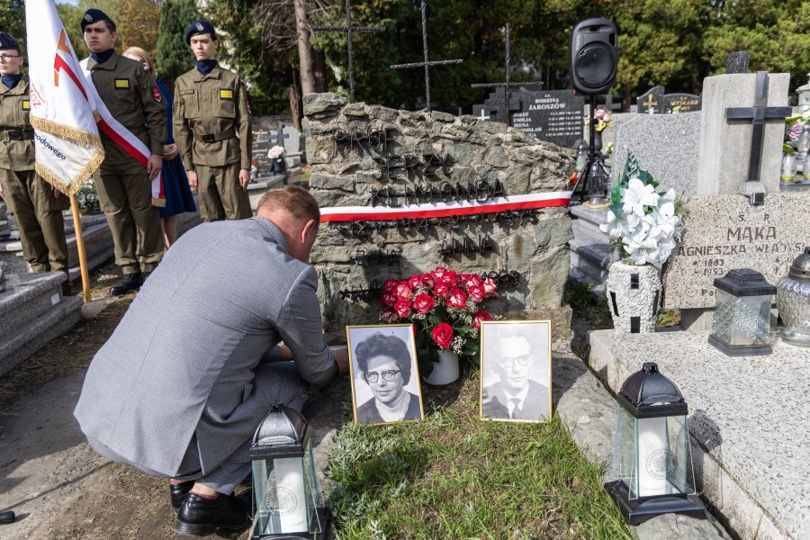 Małżeństwo zasłużone dla ojczyzny. „Tutaj spoczywają nasi bohaterowie” - foto