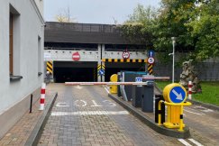 Miasto chce zbudować trzy parkingi wielopoziomowe. Obiekt przy węźle pomieści blisko 300 aut