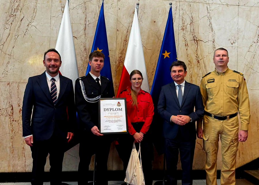 Są jedyni w Bielsku-Białej! Młodzi strażacy z Lipnika zgarnęli prestiżową nagrodę - foto