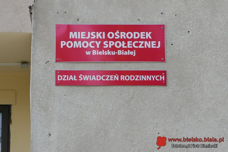 Koniec obaw w MOPS. Dlaczego prezydent wycofał się z pomysłu, choć współpracownicy go zachwalali?
