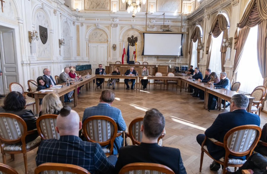 10 tysięcy artykułów i 100 milionów zasięgu w Europie. Sejmowa komisja o sukcesach Bielska-Białej - foto