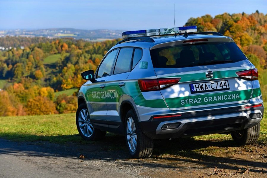 Prowokacja na mistrzostwach. Pogranicznicy zatrzymali 15 „turystów” z Rosji i Białorusi - foto