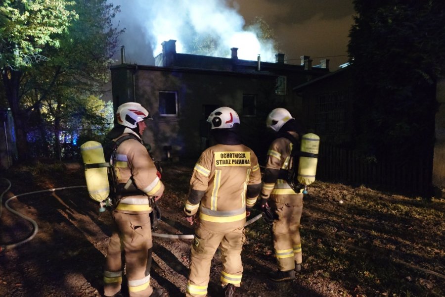 Z ostatniej chwili: Wybuch butli z gazem, spłonęło mieszkanie. Do szpitala odwieziono mężczyznę - foto