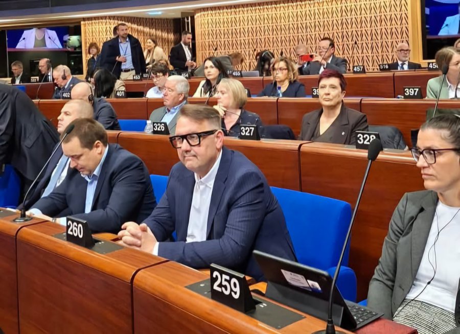 Prezydent Bielska-Białej w zagranicznej delegacji. Reprezentuje polskie miasta w europejskim gremium - foto