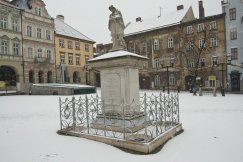 Św. Jan Nepomucen/Rynek