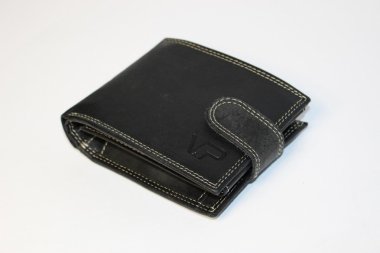 Idealny rozmiar portfela dla mężczyzny - czyli jaki?