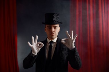 Iluzjonista jako mistrz manipulacji -  Analiza technik stosowanych przez profesjonalnych magików
