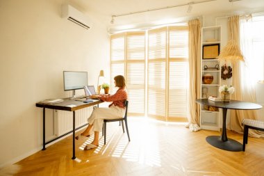 Jak znaleźć balans między pracą a życiem prywatnym w erze home office?