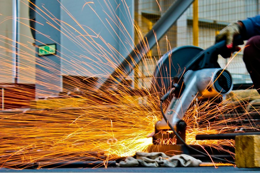 Wybór materiału na części metalowe: właściwości, zastosowania i decydujące czynniki