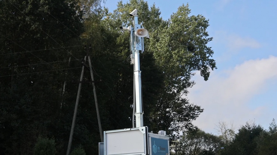 Aluminium vs stal ocynkowana - Kompleksowe porównanie mobilnych masztów teleskopowych na polskim rynku