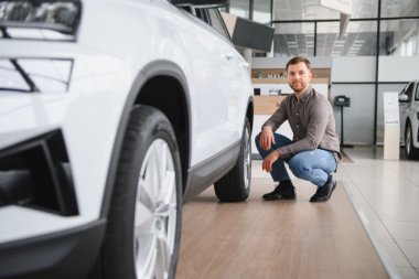 Twoje nowe Volvo z rabatem 2000 zł? To proste z leasingiem w mAuto.pl i kontem firmowym w mBanku