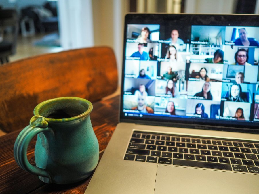 Twój przewodnik po marketingu online: od angażujących webinarów po skuteczny e-mail marketing