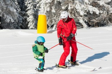 Szkoła narciarska Trip2Ski informuje o pierwszych spływających rezerwacjach kursów na nowy sezon