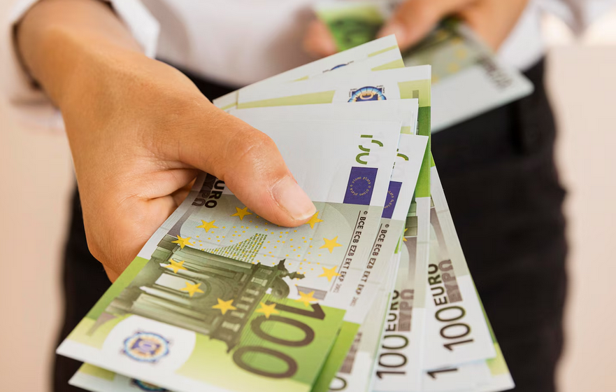 Od czego tak naprawdę zależą kursy walut?